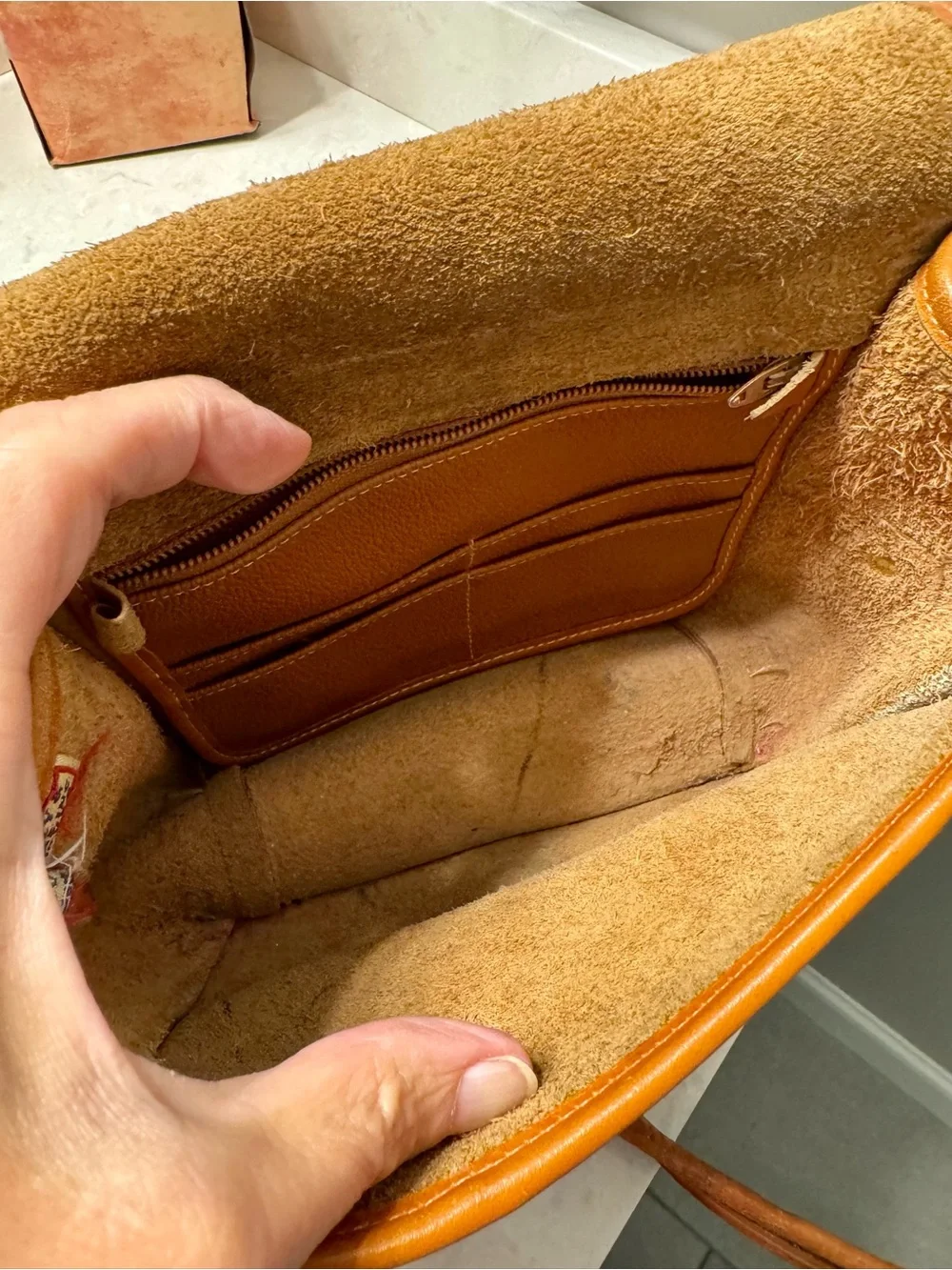 Vintage Dooney & Bourke Brown Leather Pebbled Crossbody Buckle Closure Purse Bag